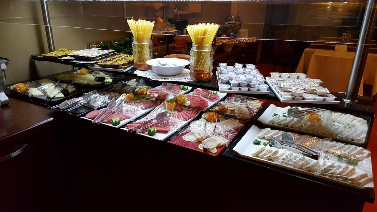 Ulasan Hotel Caravan Camping Ankara Luaran gambar