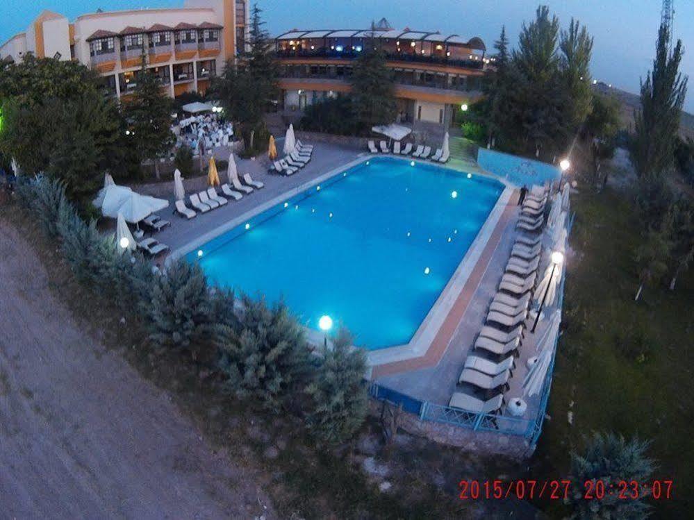 Ulasan Hotel Caravan Camping Ankara Luaran gambar
